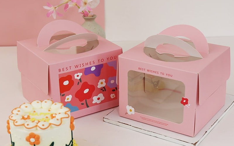 in hộp giấy đựng bánh kem